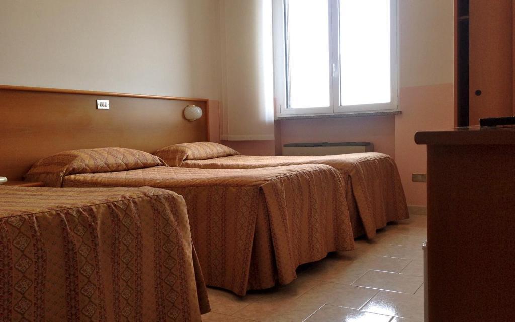 Hotel Monumento Certosa di Pavia Kamer foto