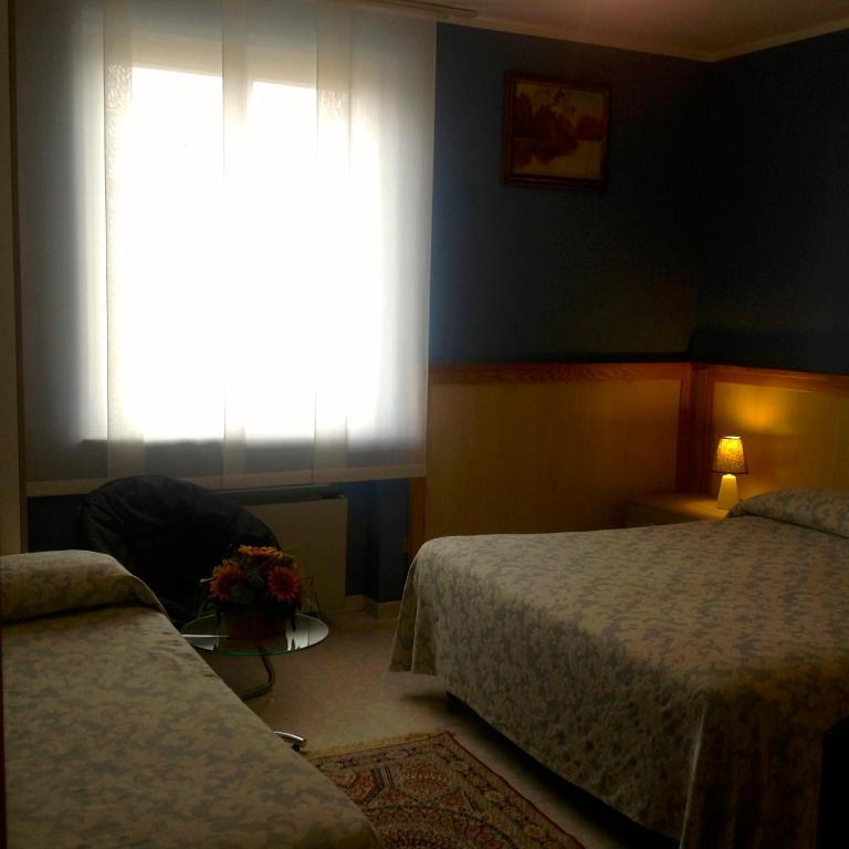 Hotel Monumento Certosa di Pavia Kamer foto